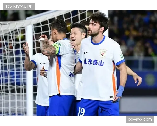 泰山队崛起背后：战术混乱、阵容老化矛盾加剧，豪门地位面临质疑！