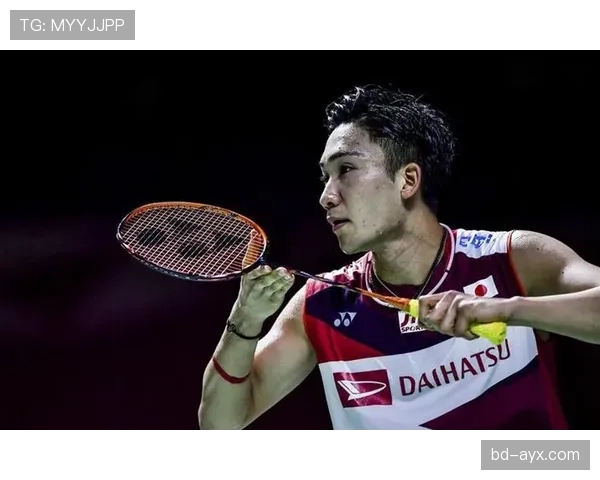 桃田贤斗凌晨四点在干嘛?不是训练就是在数奖金 桃田贤斗凌晨四点在干嘛?不是训练就是在数奖金